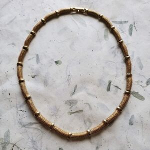 Avon Vintage Necklace - Gold Toned